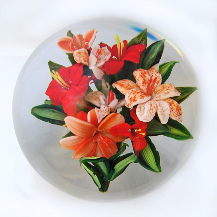 Farfalla Paperweight Ayotte Melissa Amaryllis Bukett MA 012 2