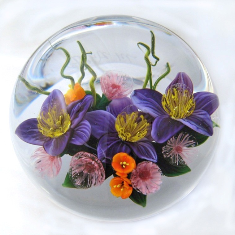 Farfalla Paperweight Ayotte Melissa Clematis Arrangement MA 019