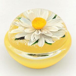 Farfalla Paperweight Ayotte Melissa Flora Sphere Daisy MA 010