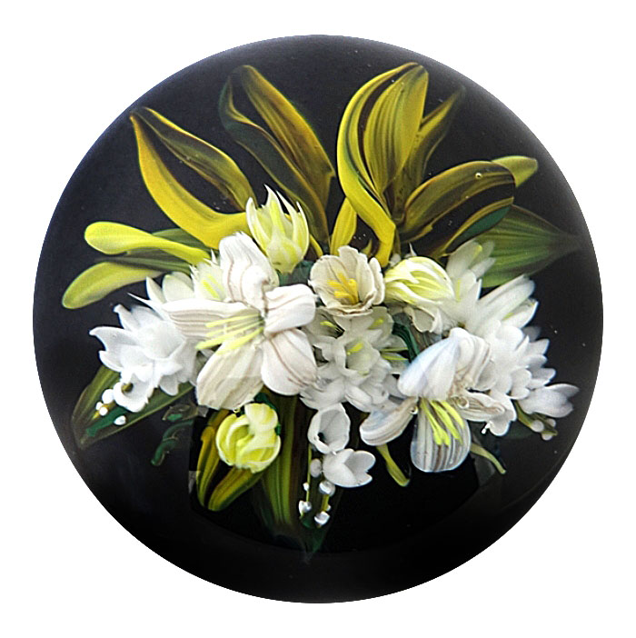 Farfalla Paperweight Ayotte Melissa Happiness of White Flowers MA 029 4