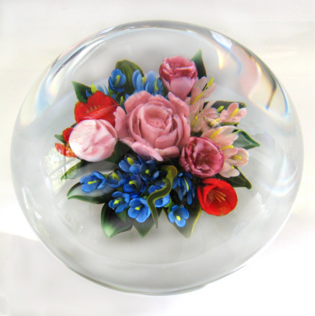 Farfalla Paperweight Ayotte Melissa Peony Bouquet MA 014