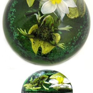 Farfalla Paperweight Ayotte Rick Leopard Frosch mit Seerose RA 1054