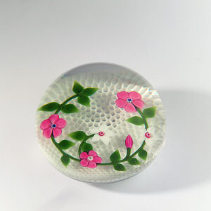 Farfalla Paperweight Baccarat Blumenranke BC 805
