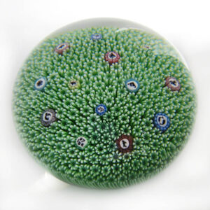 Farfalla Paperweight Baccarat Carpet Ground hellgruen BC 620 76