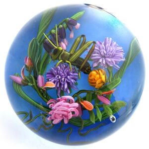 Farfalla Paperweight Bracht Stefan Grashuepfer In einer eigenen Welt VIII SB 192