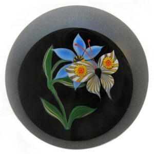 Farfalla Paperweight Buzzini Chris Correia Blaue Blume und Schmetterling CO CB 085 2