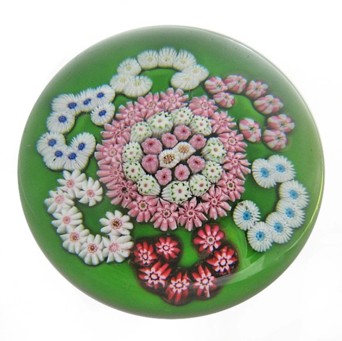 Farfalla Paperweight C Scrolls 0968 CL