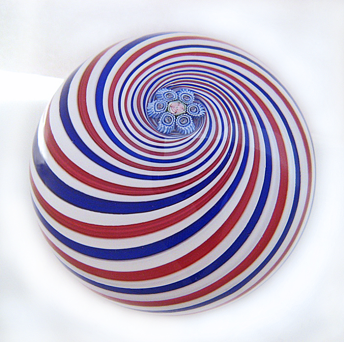 Farfalla Paperweight Cape Cod Glass Works Swirl CC 005 10