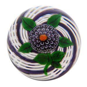 Farfalla Paperweight Deacons John Violette Pompondahlie JD 1424