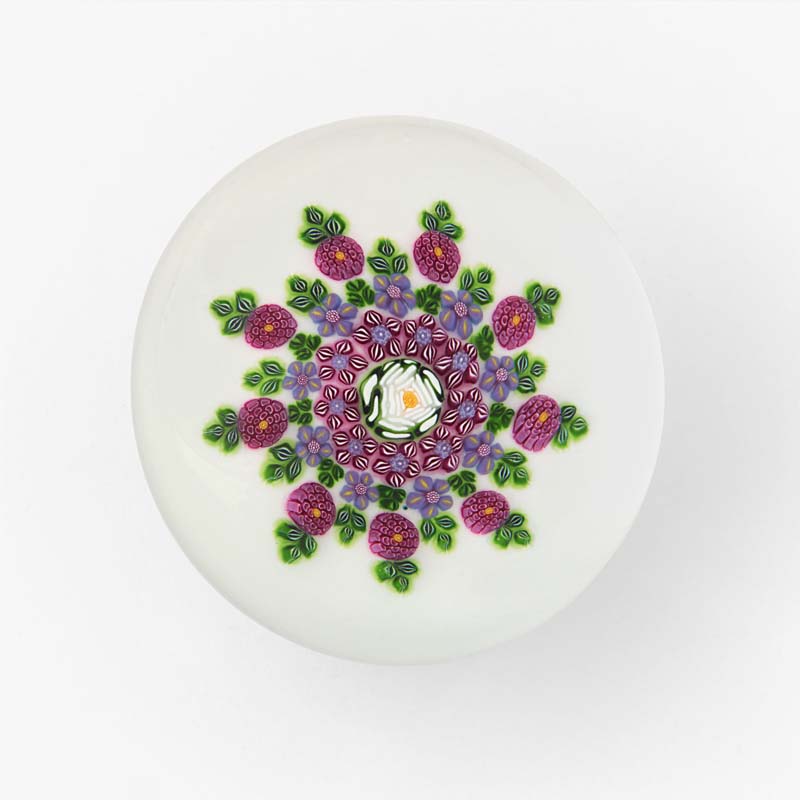Farfalla Paperweight Ebelhare Drew Mandala mit weisser Clichy Rose DE 031