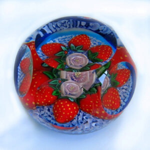 Farfalla Paperweight Kontes James Erdbeeren Fensterschliff JK 903