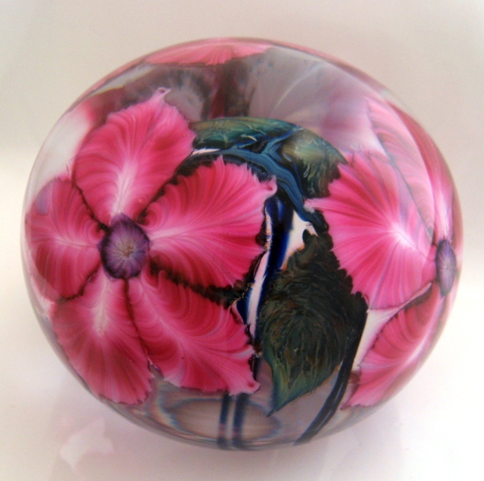 Farfalla Paperweight Lotton David Pink Clematis 184 1 Dv