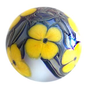 Farfalla Paperweight Lotton Studio Leuchtend gelbe Blueten 231 LoSt
