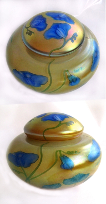 Farfalla Paperweight Lundberg Studios Dose Blaue Wicken LS 416D