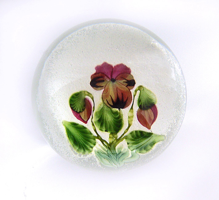 Farfalla Paperweight Lundberg Studios Pansy Stiefmuetterchen Miniatur LS 001 91M