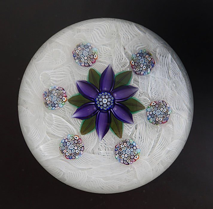 Farfalla Paperweight McDougall Peter Lila Blume auf Lace PMcD 709 10