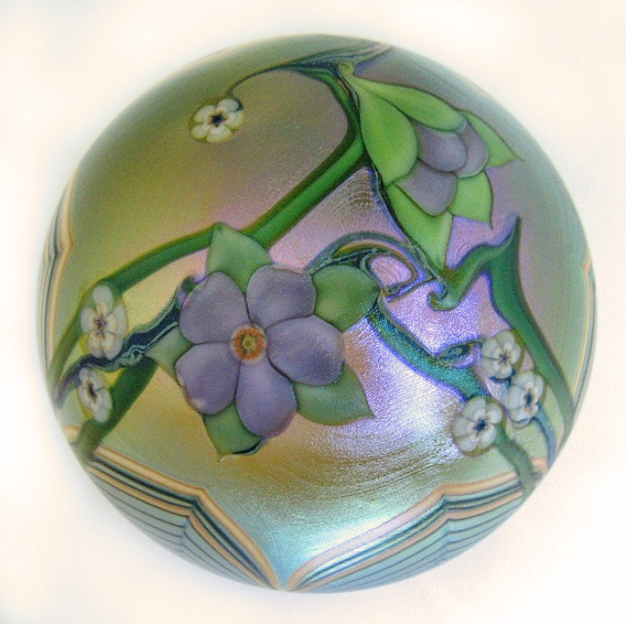 Farfalla Paperweight Orient Flume Flowers Vines OF 100 16