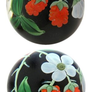 Farfalla Paperweight Orient Flume Himbeeren OF 102 3