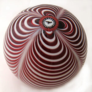 Farfalla Paperweight Orient Flume Marbrie mit Kaenguruh Silhouette OF 104 83