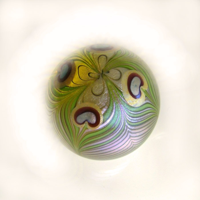 Farfalla Paperweight Orient Flume Peacock Feather Miniatur OF 700M
