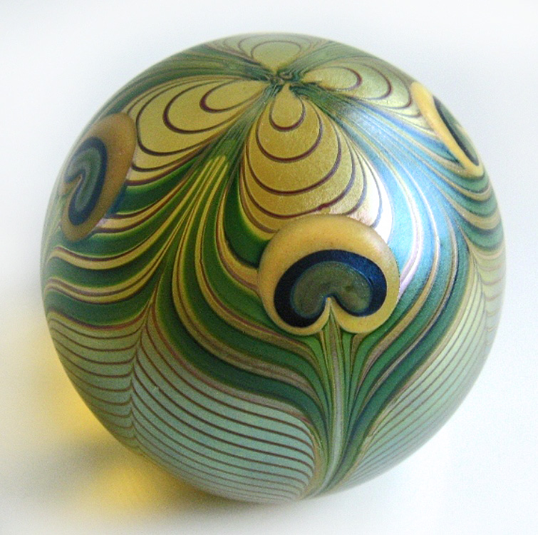 Farfalla Paperweight Orient Flume Peacock Feather OF 100 81
