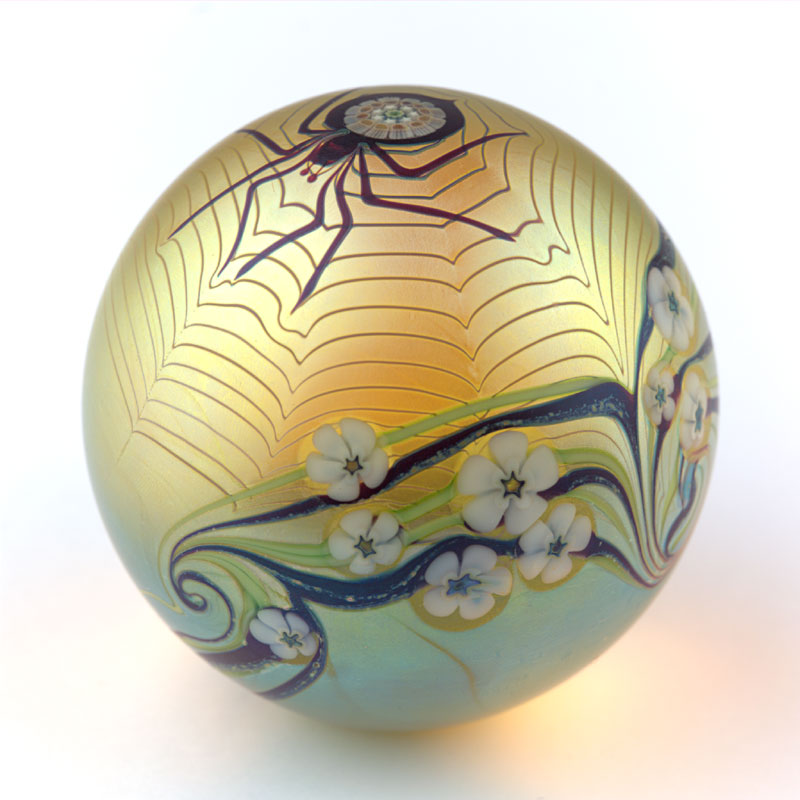 Farfalla Paperweight Orient Flume Spinne im Netz OF 100 7