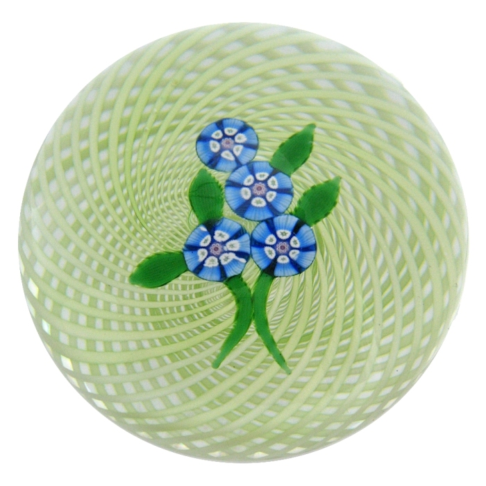 Farfalla Paperweight Perthshire Forget me not PP 1976A