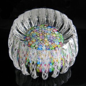 Farfalla Paperweight Perthshire Lacekoerbchen mit feinstem Millefiori PP 1991B