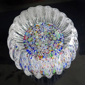 Farfalla Paperweight Perthshire Lacekoerbchen mit feinstem Millefiori PP 1991B 3