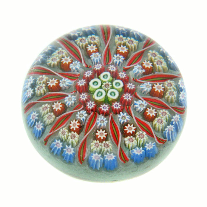 Farfalla Paperweight Perthshire Millefiori Cartwheel PP 002