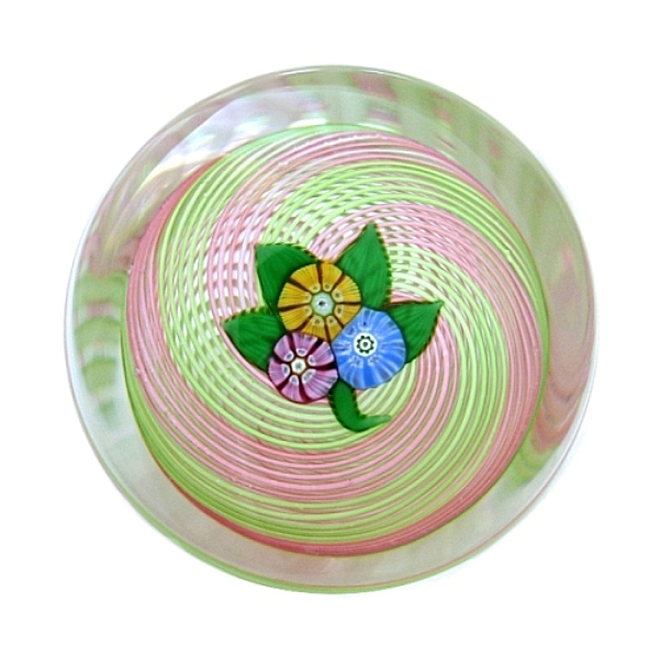 Farfalla Paperweight Perthshire Nosegay PP 1977