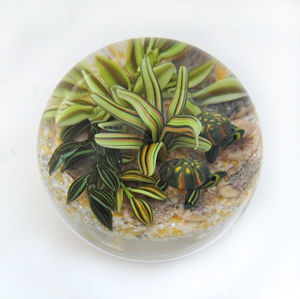 Farfalla Paperweight Richardson Cathy Touchstone Glass Schildkroeten Miniatur CR 1226 2