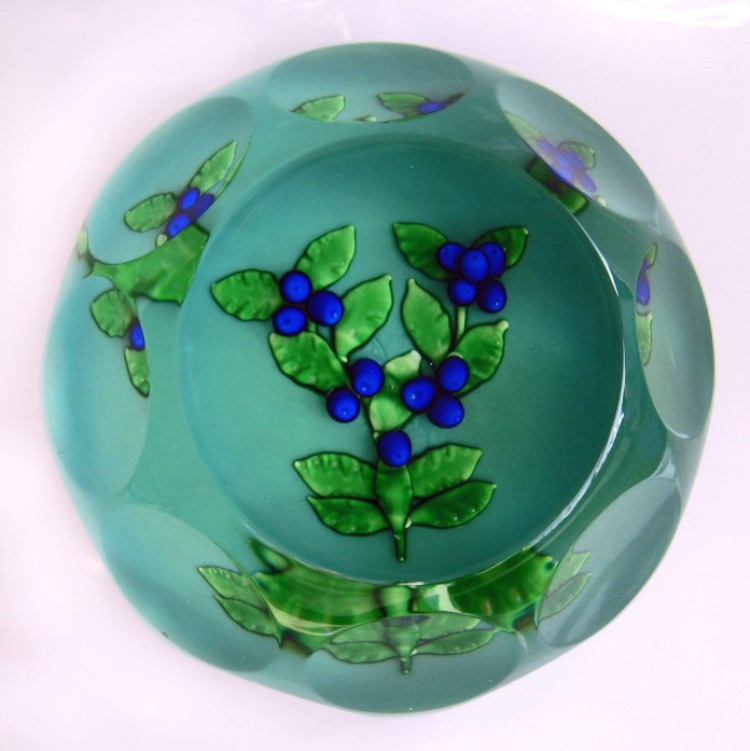 Farfalla Paperweight Saint Louis Heidelbeeren SL 871 3