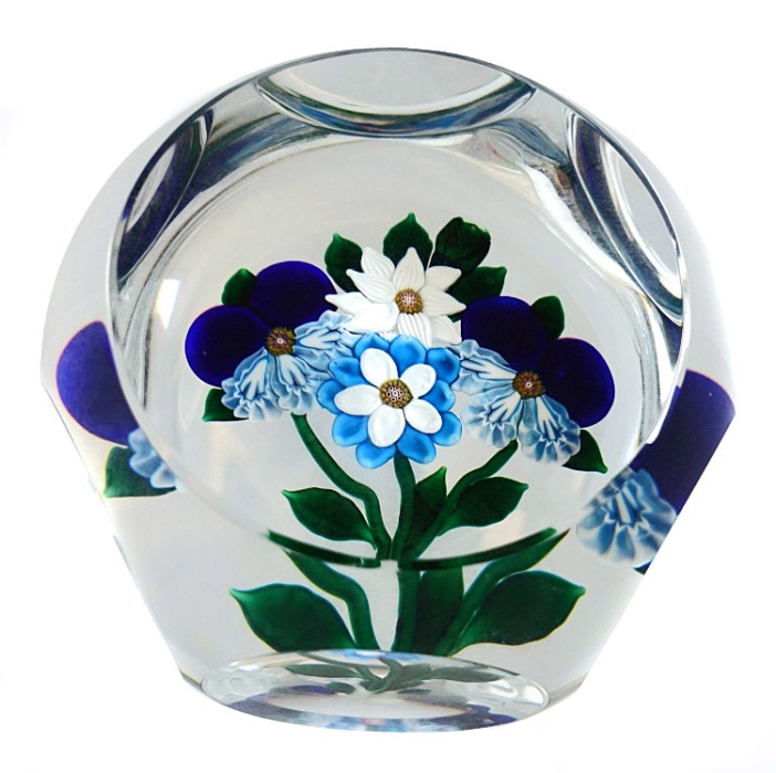 Farfalla Paperweight Saint Louis Vier Blumen Bukett SL 907