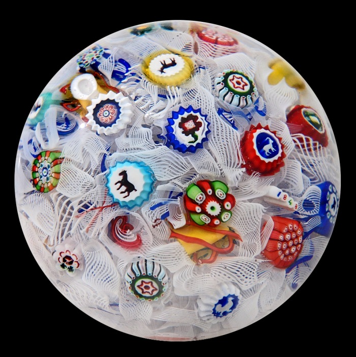 Farfalla Paperweight Scattered Millefiori datiert 1848 1018 BC