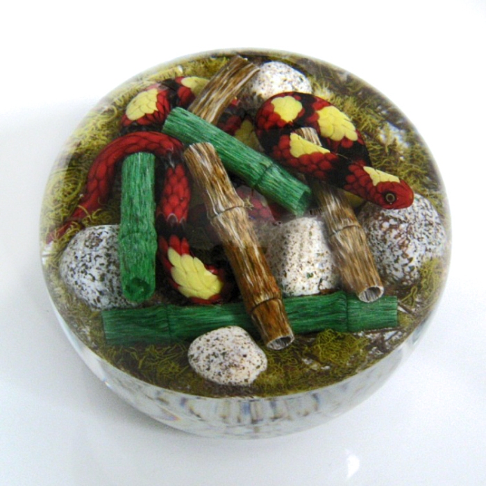 Farfalla Paperweight Smith Gordon Coral Snake GS 290