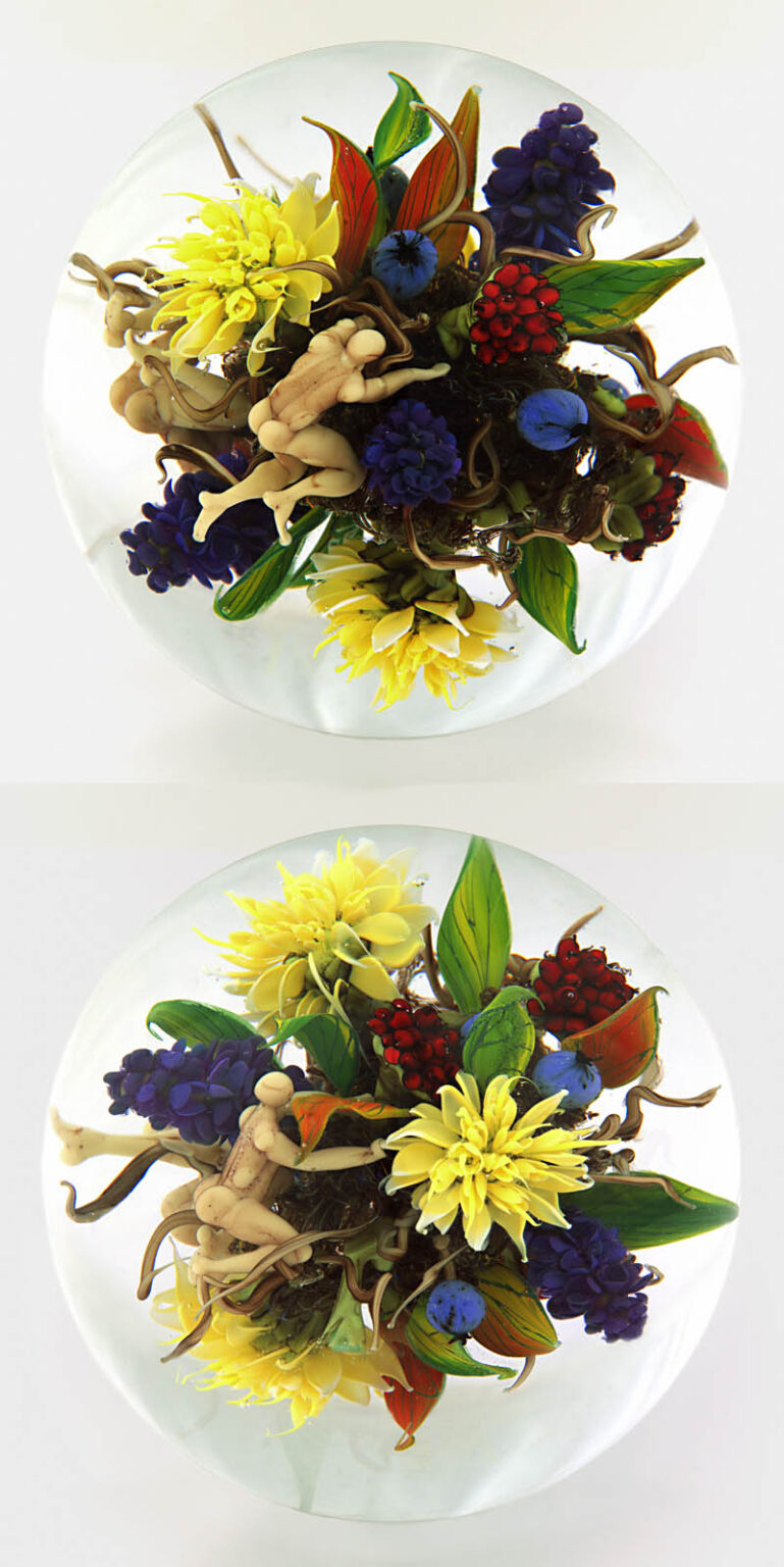 Farfalla Paperweight Stankard Paul Lilac Bouquet Orb with Root People ST 265