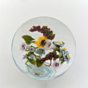 Farfalla Paperweight Ward Mayauel Bukett quot Campanula quot MW 3008