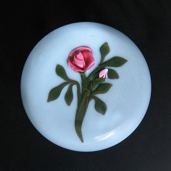 Farfalla Paperweight Whittemore Francis Dyer Rote Rose mit Knospe FW 006