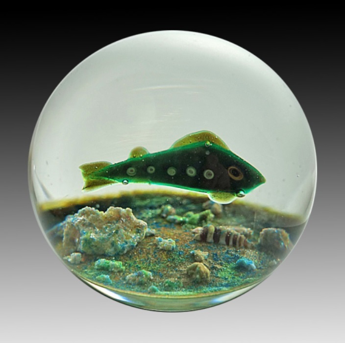 Farfalla Paperweight Ysart Paul Fisch PY 211