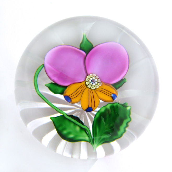 Farfalla Paperweight farfalla Studios Stiefmuetterchen Pansy FP 121